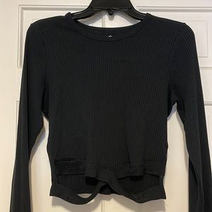 Hollister cropped cross waist top